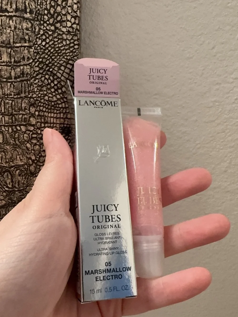 Lancome JUICY TUBES 05 Marshmallow Electro Ultra Shiny Hydrating Lip Gloss NIB